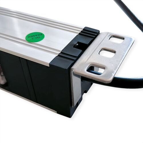 Regleta  19 1UH, PDU 7 - way Socket, 45º with overload protector, 2m  Value